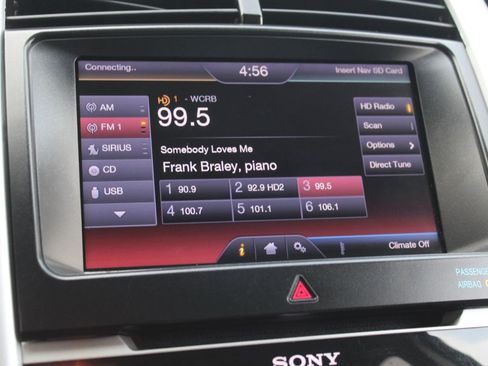 Used 2011 Ford Edge Limited image 30