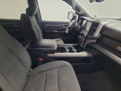 Used 2019 RAM 1500 Big Horn image 21