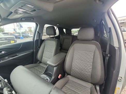 Used 2020 Chevrolet Equinox LT FWD image 16