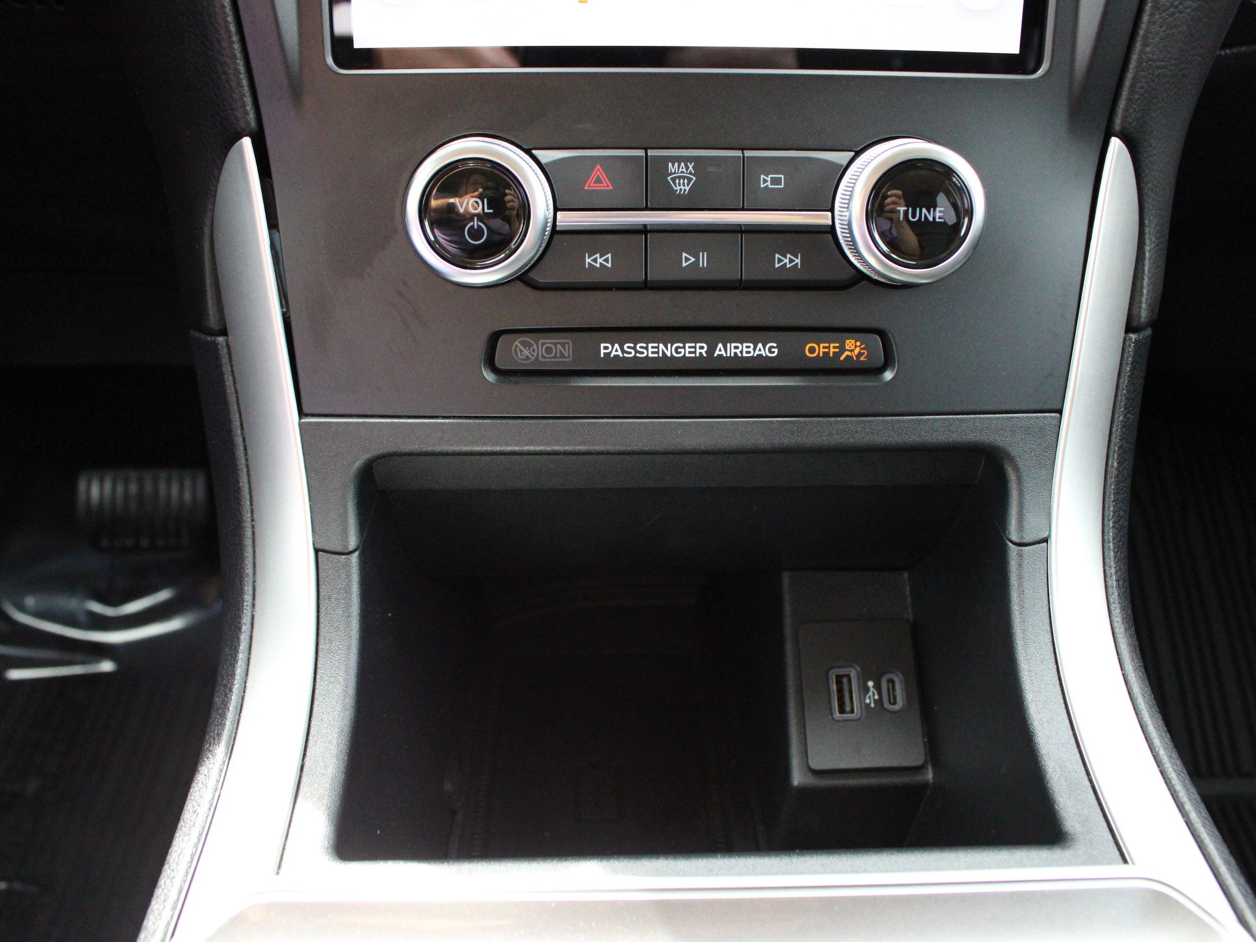 Used 2024 Ford Edge SEL w/ Convenience Package AWD/4WD image 26