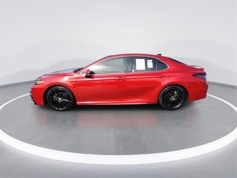 Used 2023 Toyota Camry XSE image 5