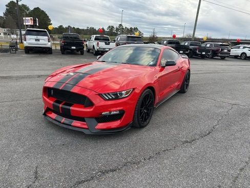 Used 2019 Ford Mustang Shelby GT350 w/ Technology Package image 3