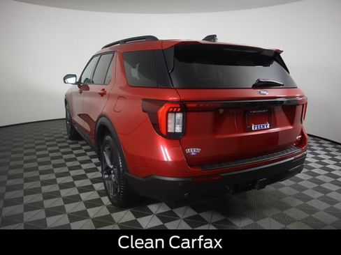 Used 2025 Ford Explorer ST-Line w/ Premium Package AWD/4WD image 7