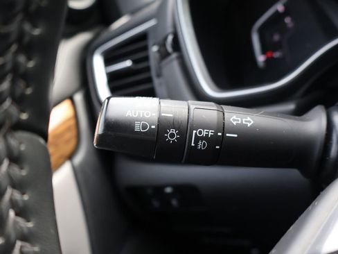 Used 2020 Honda CR-V Touring image 43