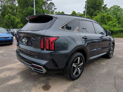 Used 2022 Kia Sorento S w/ Panoramic Sunroof Package FWD image 5