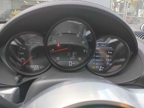 Used 2018 Porsche 718 Cayman image 14