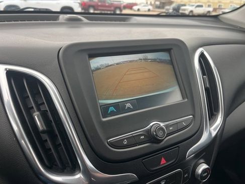 Used 2018 Chevrolet Equinox LT image 58