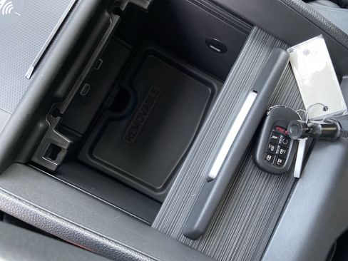 New 2026 Honda Odyssey Touring image 39