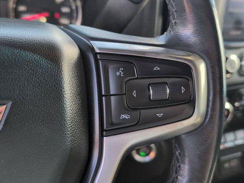 Used 2021 Chevrolet Silverado 1500 LT AWD/4WD image 25