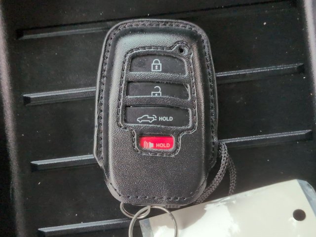 Used 2024 Toyota Tundra SR5 w/ SR5 Convenience Package RWD image 28