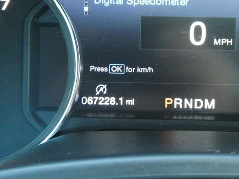 Used 2019 Ford F150 Lariat w/ Equipment Group 502A Luxury image 35