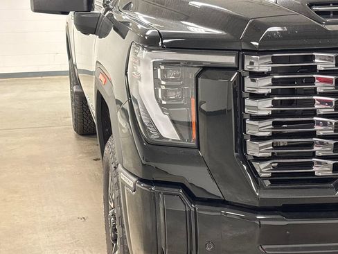 New 2026 GMC Sierra 2500 Denali Ultimate w/ Max Trailering Package AWD/4WD image 4