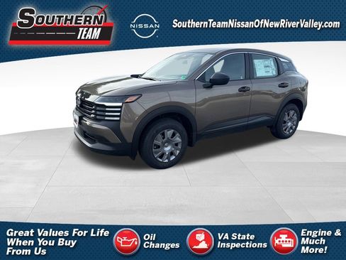 New 2026 Nissan Kicks S image 1