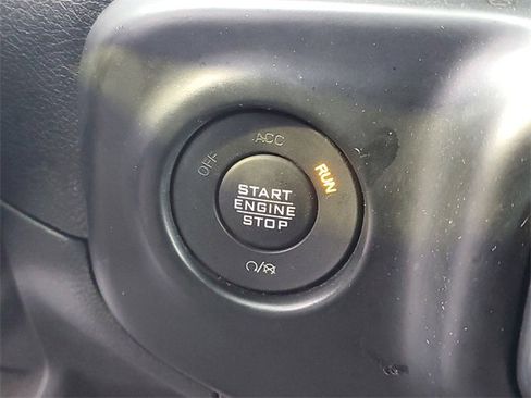 Used 2021 Jeep Wrangler Unlimited Sport image 21