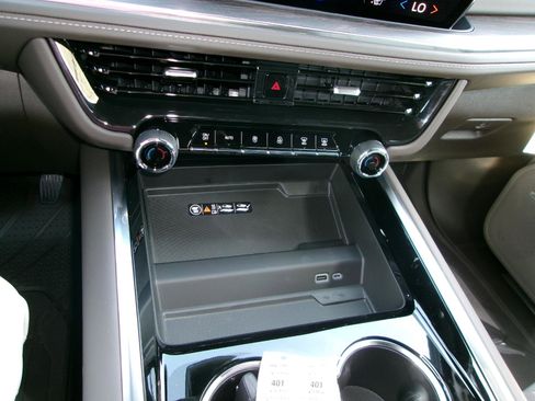 New 2026 Chevrolet Tahoe LT w/ Comfort Package image 17