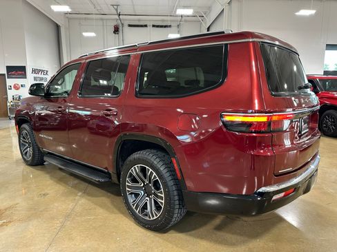 Used 2022 Jeep Wagoneer Series III image 6