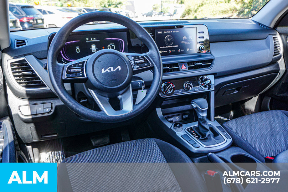 Used 2026 Kia Seltos LX FWD image 26