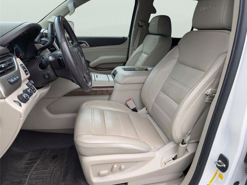 Used 2019 GMC Yukon Denali w/ Denali Ultimate Package image 10