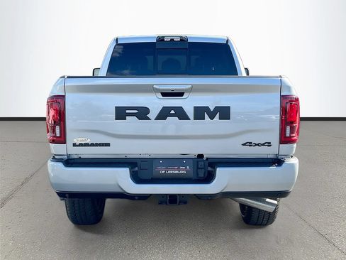 New 2026 RAM 2500 Laramie AWD/4WD image 6