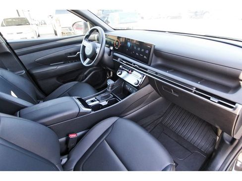 Used 2025 Hyundai Tucson XRT FWD image 28