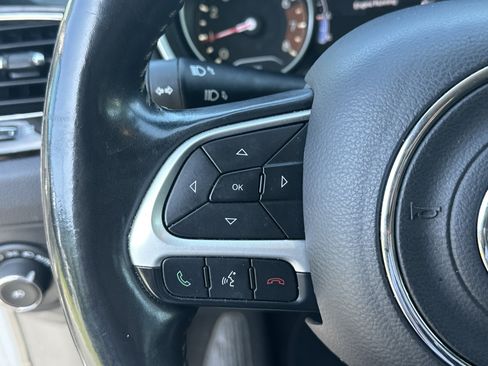 Used 2018 Jeep Compass Limited AWD/4WD image 22