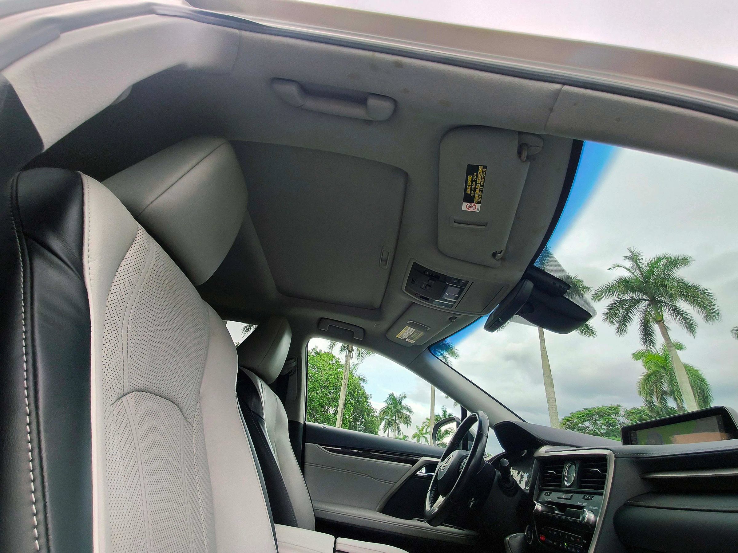Used 2019 Lexus RX 350 AWD w/ Navigation Package image 38