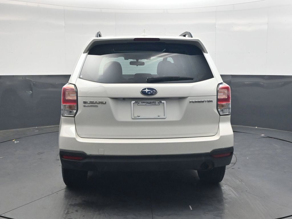 Used 2018 Subaru Forester 2.5i Premium AWD/4WD image 5