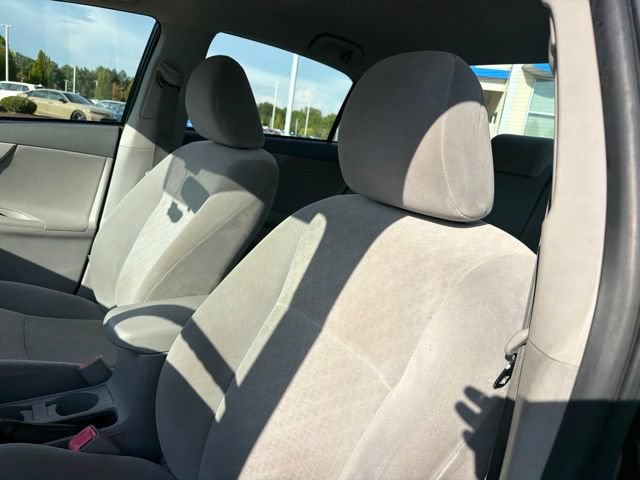 Used 2009 Toyota Corolla LE FWD image 13