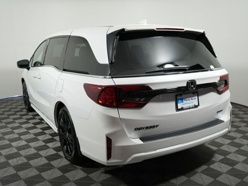 Certified 2026 Honda Odyssey Sport-L image 7