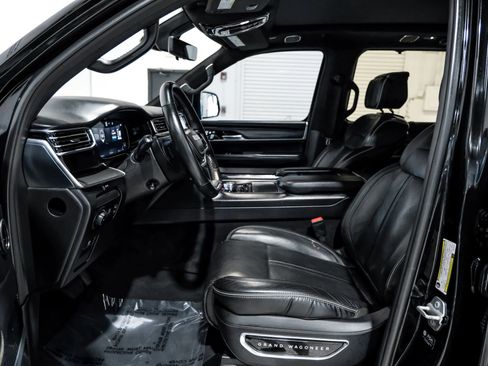 Used 2022 Jeep Grand Wagoneer Series II image 14