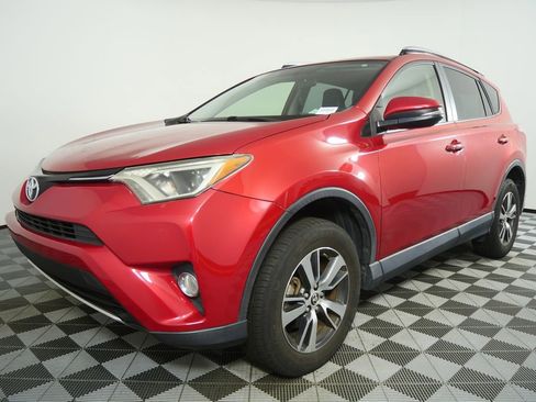 Used 2016 Toyota RAV4 XLE image 7