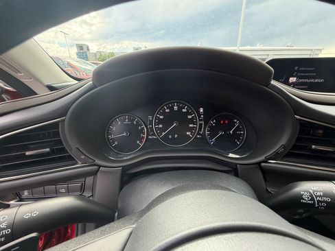 Used 2023 MAZDA CX-30 AWD 2.5 S w/ Premium Package image 10