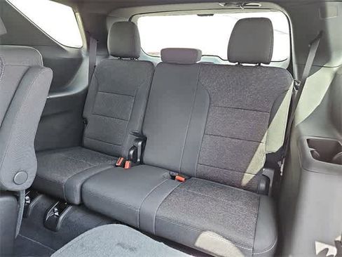 New 2026 Chevrolet Traverse LT w/ Driver Confidence Package image 9