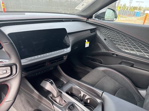 New 2025 Dodge Charger Daytona R/T w/ Quick Order Package 25M R/T image 15