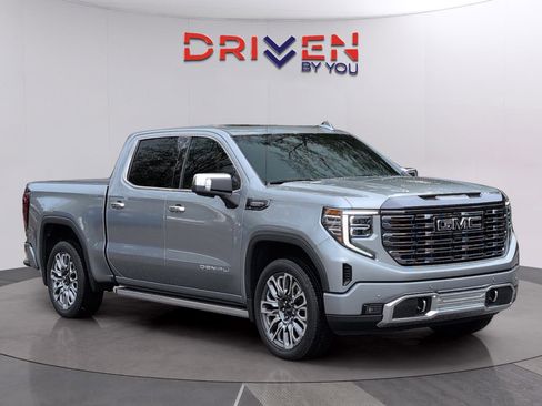 Used 2024 GMC Sierra 1500 Denali Ultimate image 7