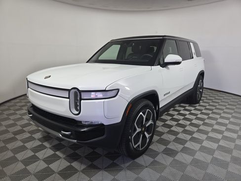 Used 2024 Rivian R1S Adventure AWD/4WD image 1