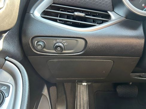 Used 2024 Chevrolet Malibu LT image 27