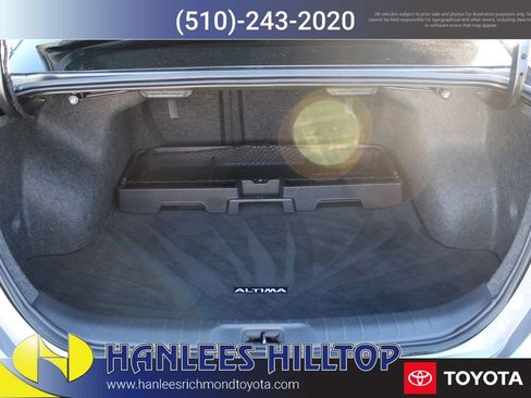 Used 2022 Nissan Altima 2.5 SR image 10