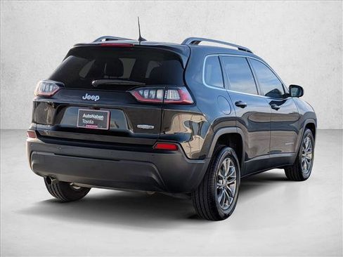 Used 2019 Jeep Cherokee Latitude Plus w/ Comfort/Convenience Group image 5