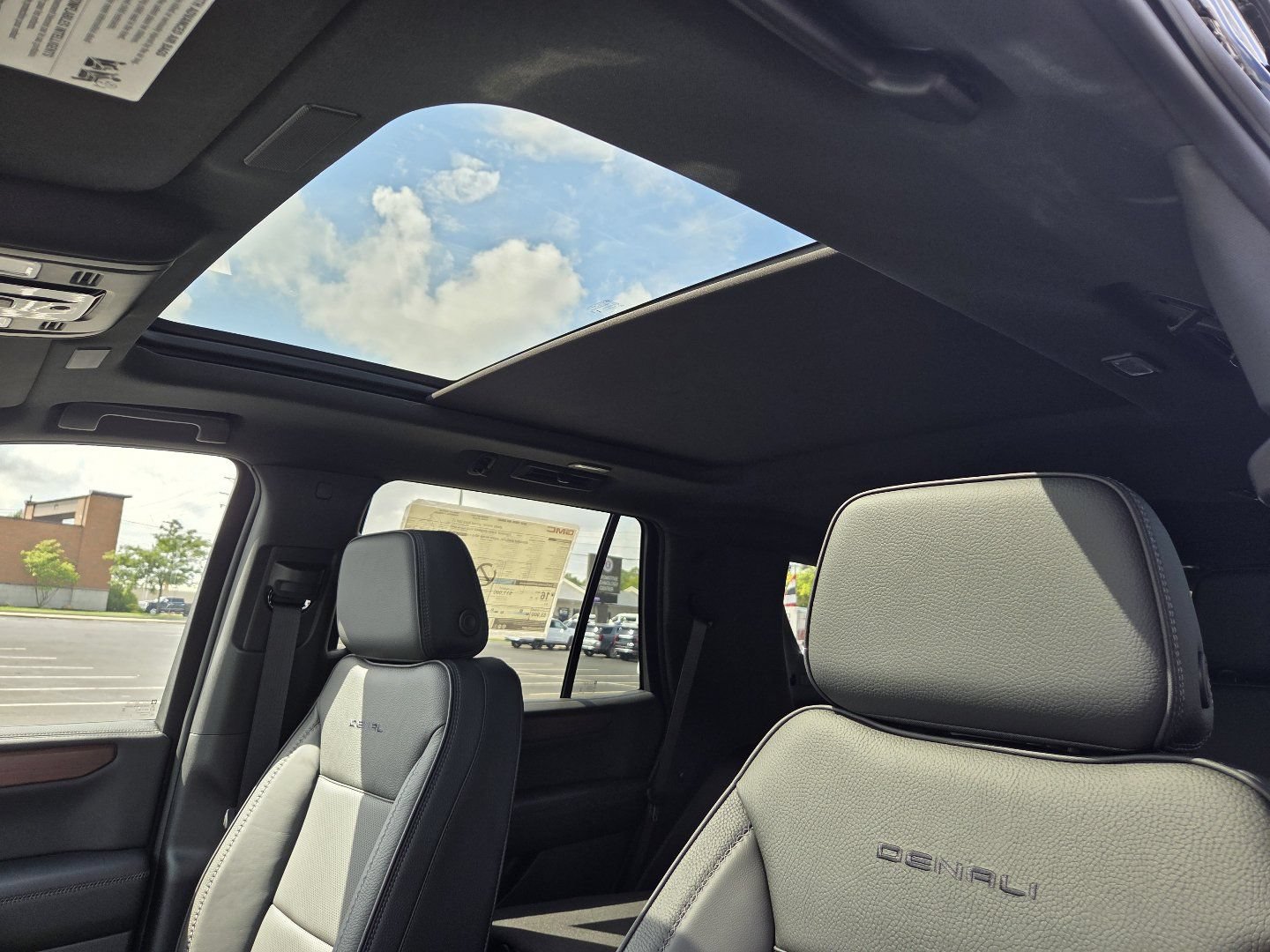 New 2026 GMC Yukon Denali w/ Sun & Power Step Package AWD/4WD image 6