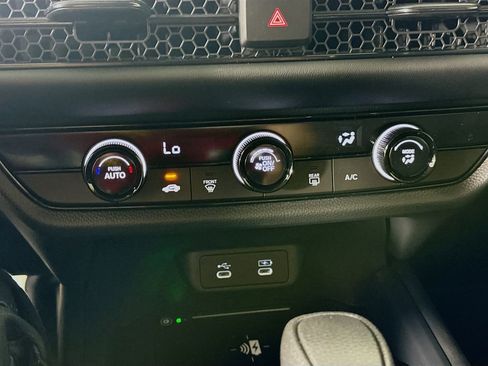 New 2026 Honda HR-V LX image 16