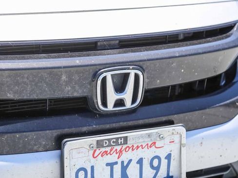 Used 2019 Honda Civic Sport image 11