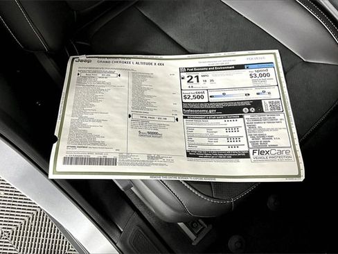 New 2025 Jeep Grand Cherokee L Altitude image 14