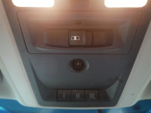 Used 2012 RAM 1500 Sport w/ Sport Premium Group image 32