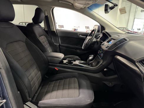 Used 2018 Ford Edge SEL image 36