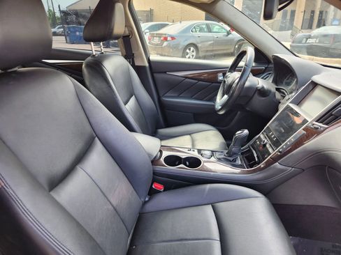 Used 2018 INFINITI Q50 Luxe w/ Essential Package (3.0T Luxe) RWD image 16