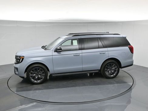 New 2026 Ford Expedition Platinum w/ Stealth Appearance Package AWD/4WD image 46