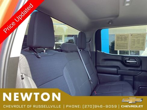 Used 2024 Chevrolet Silverado 1500 Custom w/ Turbomax Blackout Package AWD/4WD image 29
