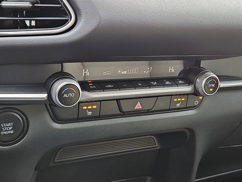 New 2026 MAZDA CX-30 AWD 2.5 S w/ Select Sport Pkg image 15