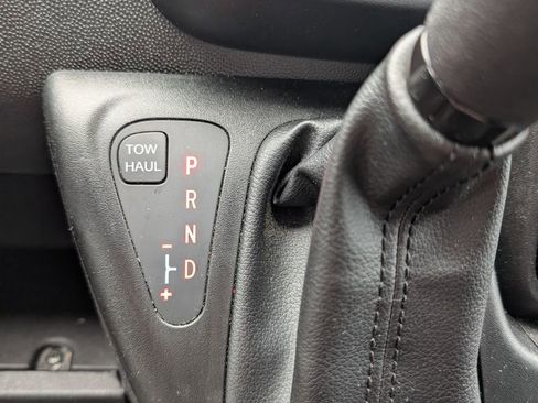Used 2025 RAM ProMaster 2500 w/ Convenience Group FWD image 21